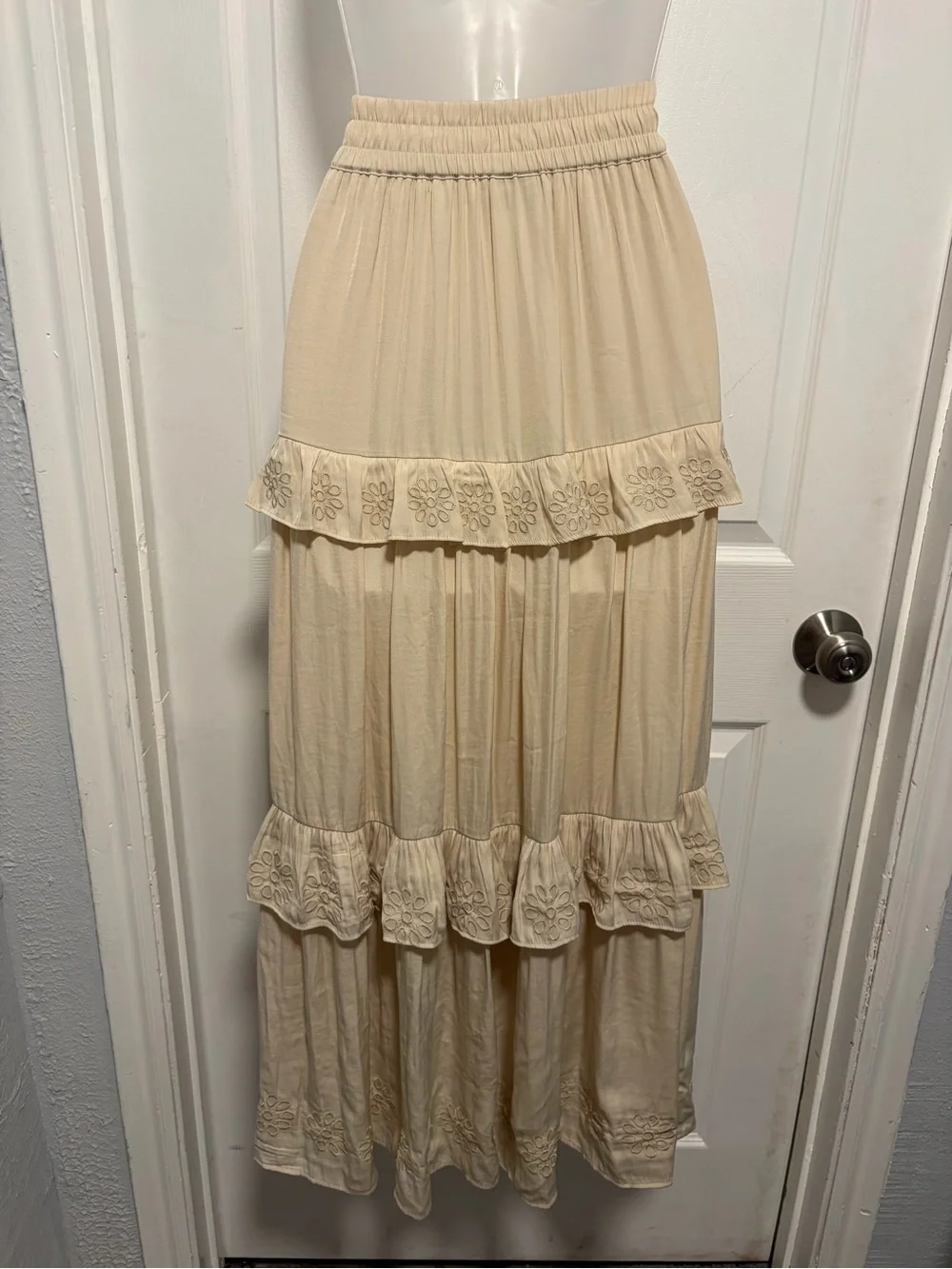 Joie Cream Tiered Embroidered Maxi Skirt - Picture 4 of 7